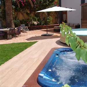 https://villa-beatriz.in-canary-islands.com